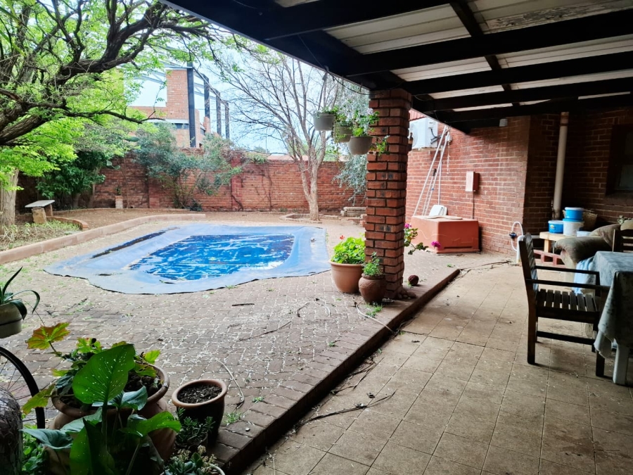 4 Bedroom Property for Sale in Bayswater Free State